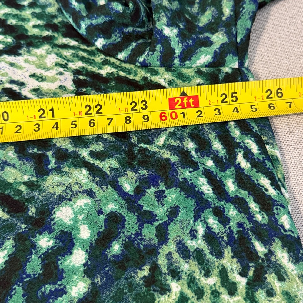 Bar III Green and Black Patterned Blouse SZXXL - Picture 10 of 14